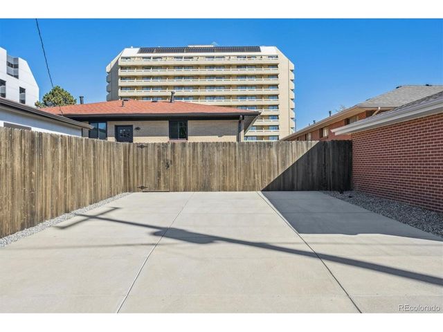 3323 Poplar St 3323, Denver, CO 80207