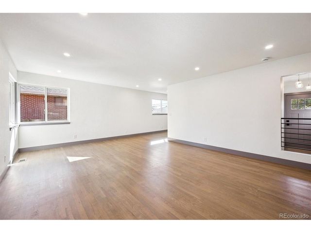 3323 Poplar St 3323, Denver, CO 80207