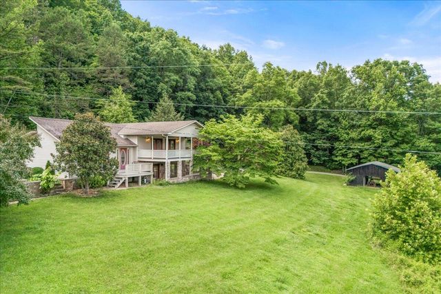 141 Junior Hayes Loop 141, Rockholds, KY 40759