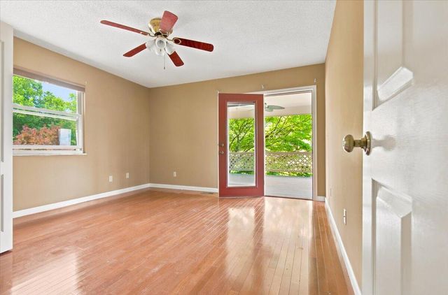 141 Junior Hayes Loop 141, Rockholds, KY 40759