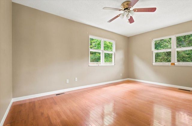 141 Junior Hayes Loop 141, Rockholds, KY 40759