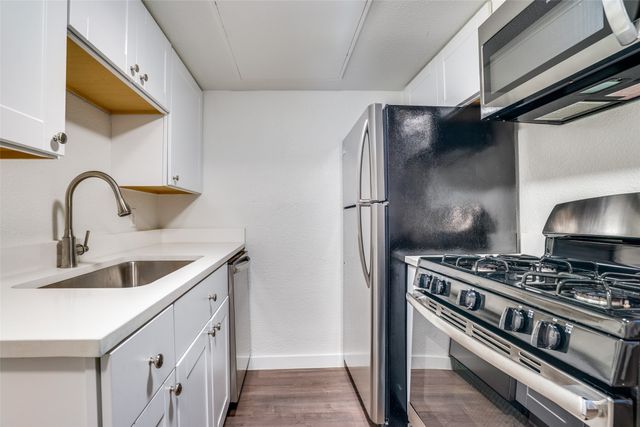 4927 San Jacinto Street 201, Dallas, TX 75206