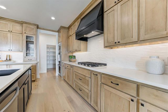 4533 Maple Ridge Drive, Edmond, OK 73034
