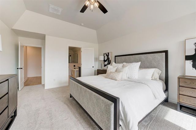 4533 Maple Ridge Drive, Edmond, OK 73034
