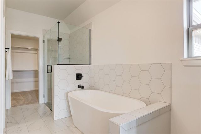 4533 Maple Ridge Drive, Edmond, OK 73034