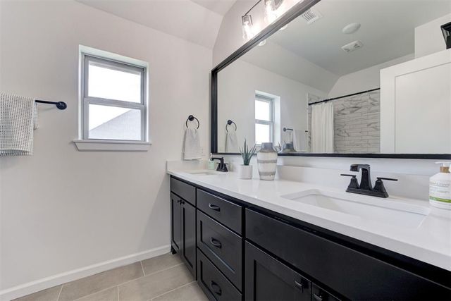 4533 Maple Ridge Drive, Edmond, OK 73034