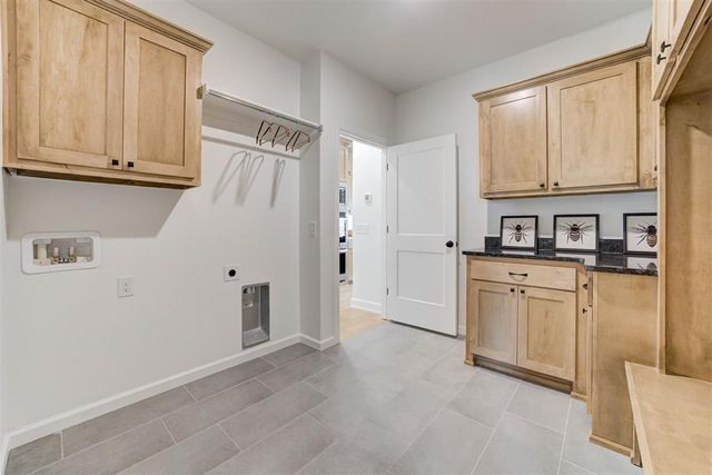 4533 Maple Ridge Drive, Edmond, OK 73034