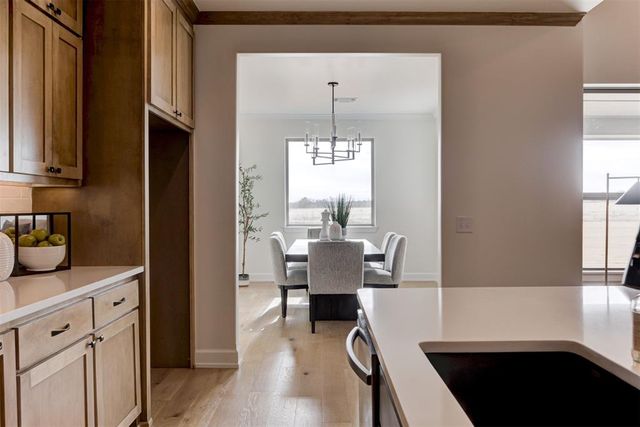 4533 Maple Ridge Drive, Edmond, OK 73034