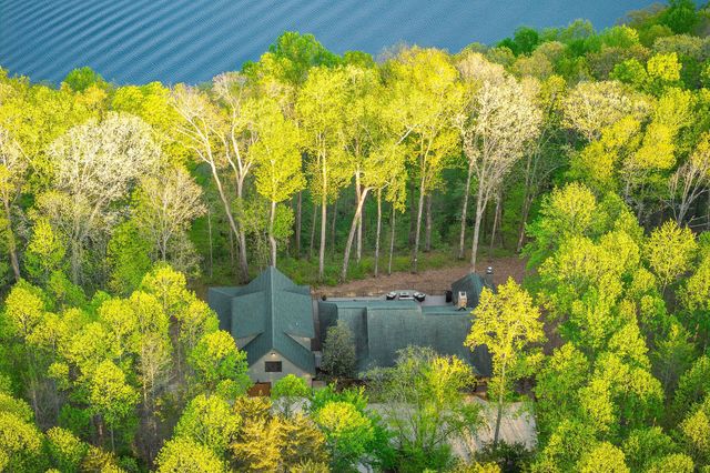 685 Young Green Rd, Smithville, TN 37166