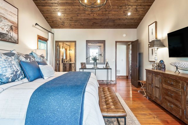 685 Young Green Rd, Smithville, TN 37166