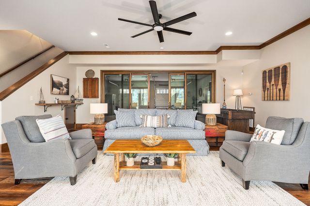 685 Young Green Rd, Smithville, TN 37166