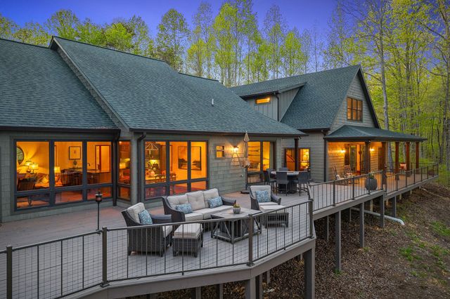 685 Young Green Rd, Smithville, TN 37166