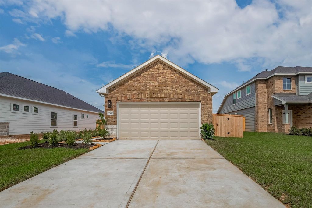 448 Stone Placa, Brookshire, TX 77423