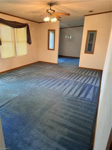 1095 Sechrist Loop, Pilot Mountain, NC 27041