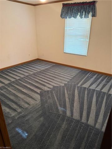 1095 Sechrist Loop, Pilot Mountain, NC 27041