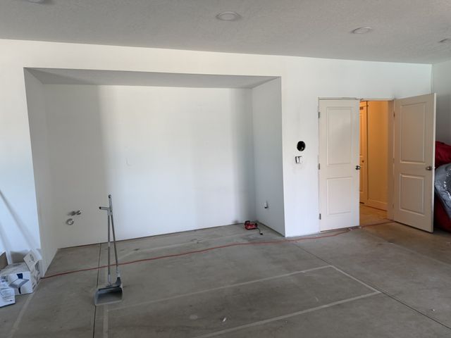 1245 Veterans Memorial Drive, Carlisle, IA 50047