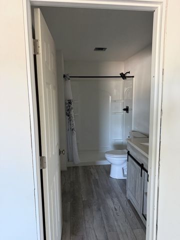 1245 Veterans Memorial Drive, Carlisle, IA 50047