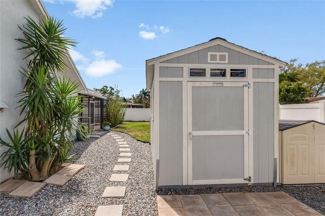 11796 SAREE COURT, Seminole, FL 33778