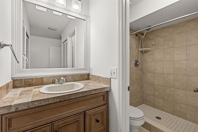 327 N CERVIDAE DRIVE, Apopka, FL 32703