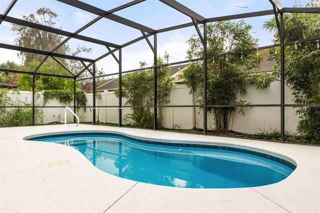 327 N CERVIDAE DRIVE, Apopka, FL 32703