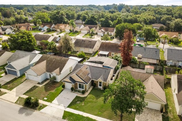 327 N CERVIDAE DRIVE, Apopka, FL 32703
