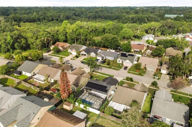327 N CERVIDAE DRIVE, Apopka, FL 32703