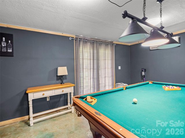 84 Candlelight Circle, Clyde, NC 28721