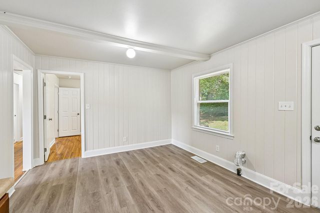 3935 Crestridge Drive, Charlotte, NC 28217