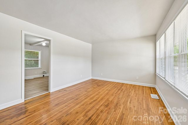 3935 Crestridge Drive, Charlotte, NC 28217
