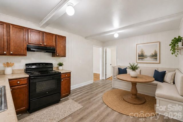 3935 Crestridge Drive, Charlotte, NC 28217