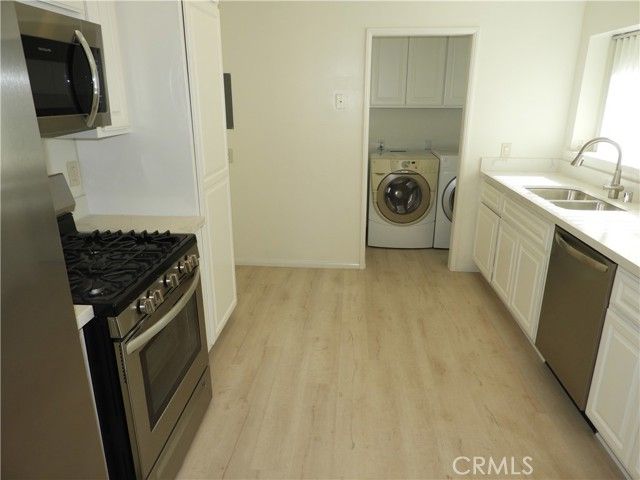 1554 Las Lunas Street, Pasadena, CA 91106