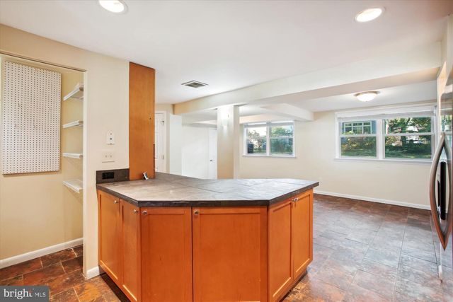 8509 CYRUS PL, Alexandria, VA 22308