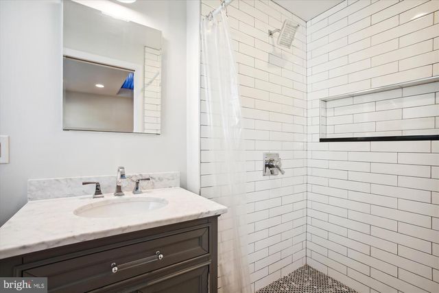 8509 CYRUS PL, Alexandria, VA 22308