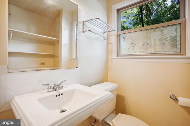 8509 CYRUS PL, Alexandria, VA 22308