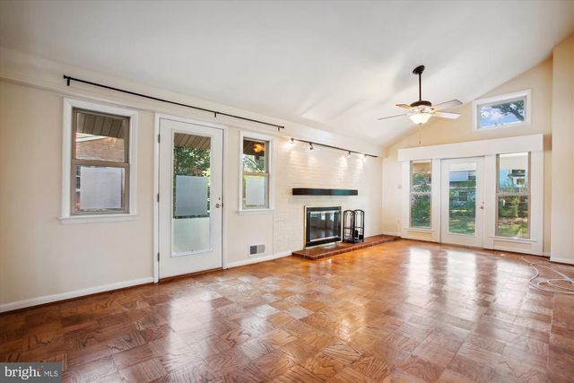 8509 CYRUS PL, Alexandria, VA 22308