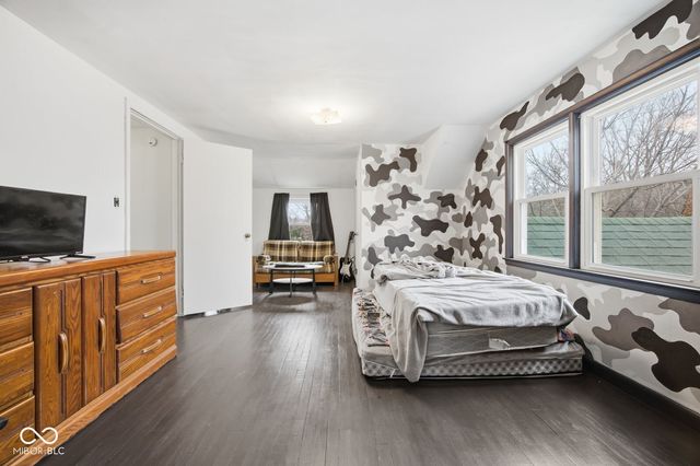 1969 N Klare Road, Shelbyville, IN 46176