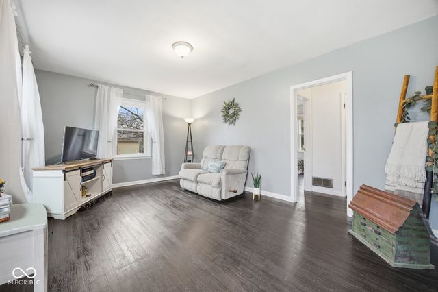 1969 N Klare Road, Shelbyville, IN 46176