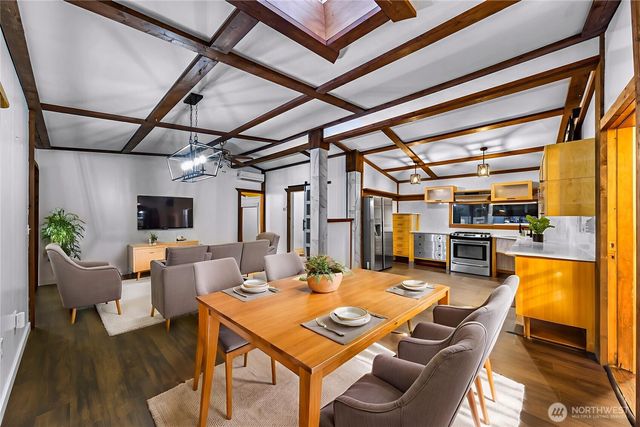 27806 W Gilligan Creek Road, Sedro Woolley, WA 98284