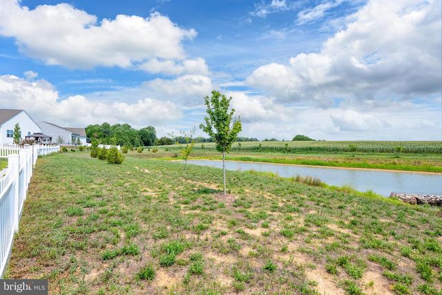 318 PONTOON DR, Felton, DE 19943