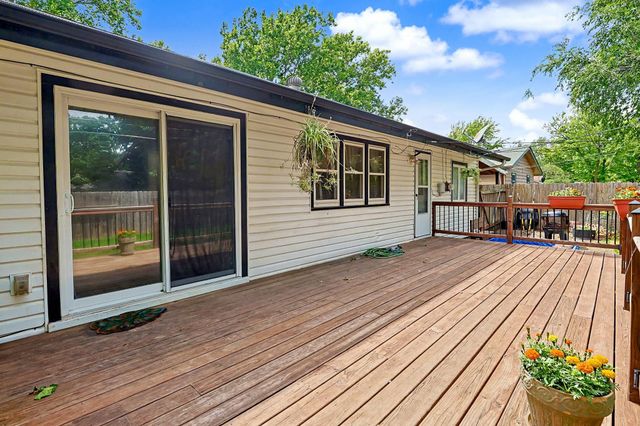 1354 N Westview Drive, Derby, KS 67037