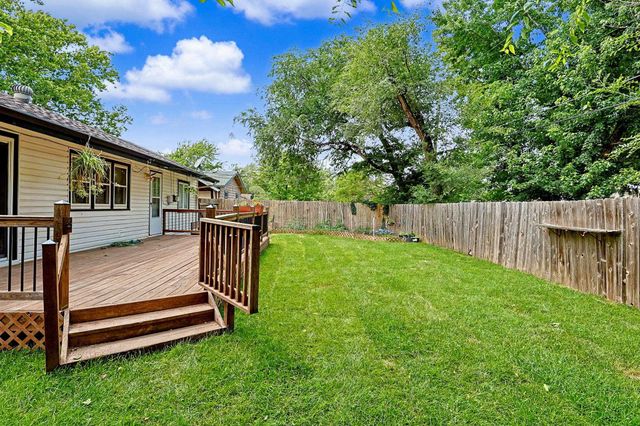 1354 N Westview Drive, Derby, KS 67037