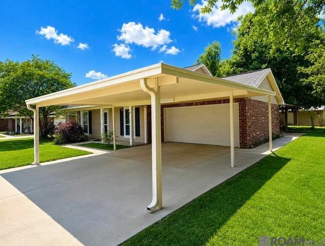36205 Lynchburg Dr, Denham Springs, LA 70706