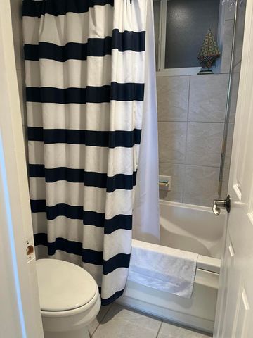 629 SE 19th Avenue 703, Deerfield Beach, FL 33441