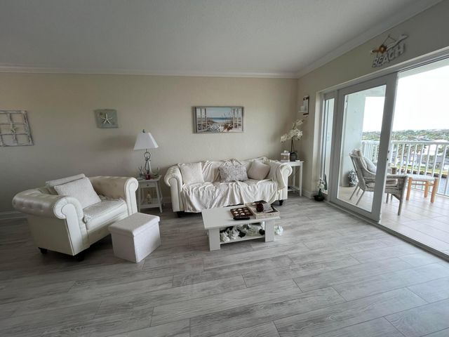 629 SE 19th Avenue 703, Deerfield Beach, FL 33441