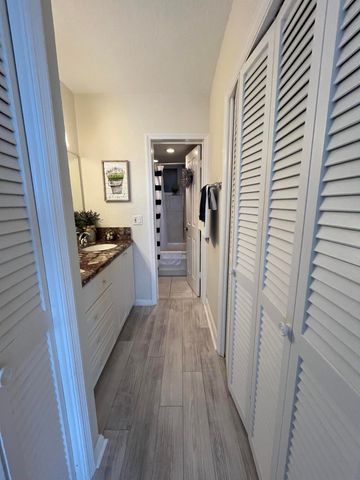 629 SE 19th Avenue 703, Deerfield Beach, FL 33441