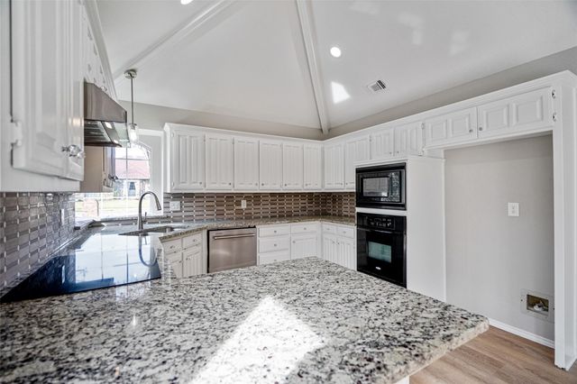 1006 Merribrook Lane, Allen, TX 75002