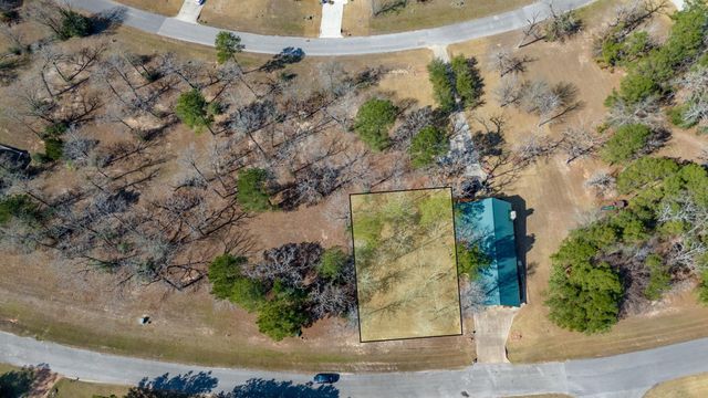 22 Hillsborough Drive, Huntsville, TX 77340