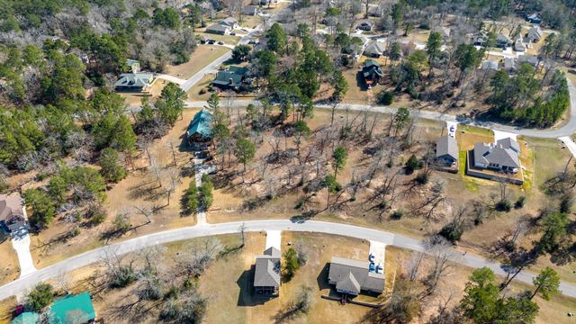 22 Hillsborough Drive, Huntsville, TX 77340