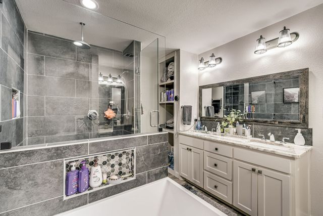 205 Newman Road, Ennis, TX 75119