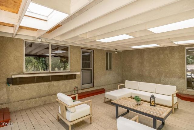 579 Laguna Road, Pasadena, CA 91105